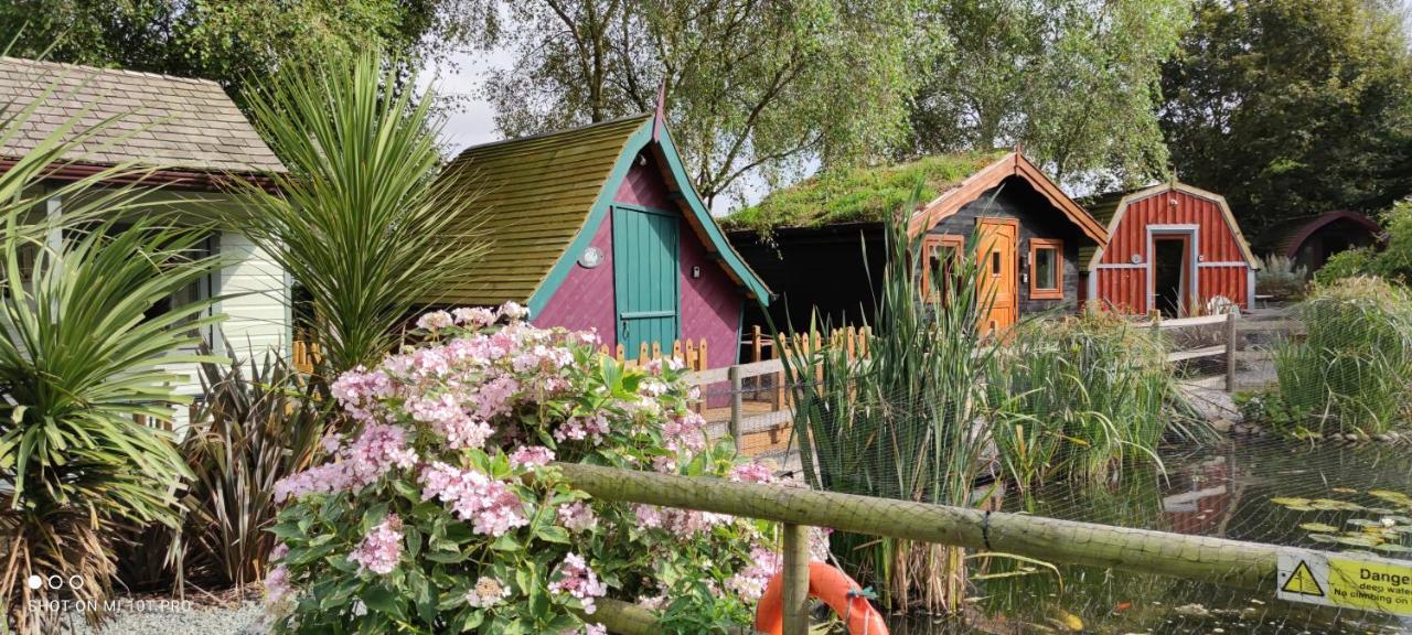 Seaways Glamping, Redwood Appartement Driffield Buitenkant foto
